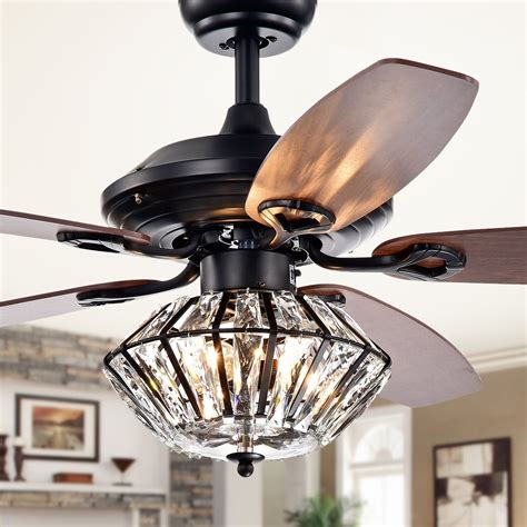 The Harbor Breeze Merrimack <strong>ceiling fan</strong> retails for $179. . 52 inch ceiling fan with light and remote